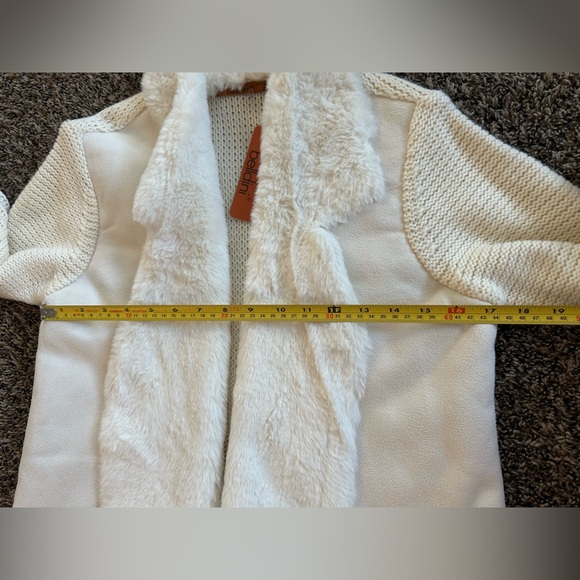NWT Belldini Women's Black Label Cardigan Sweater -size Medium (cream) - Picture 9 of 12